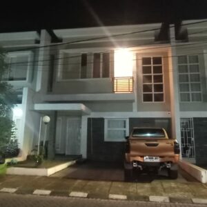 Rumah yang diduda diserobot oleh oknum polisi di Kompleks perumahan Pesona Prima Griya Cluster Emerald, Kelurahan Bangkala, Kecamatan Manggala, Kota Makassar. (Rakyat News/Andi Fatur Rezky AAR).